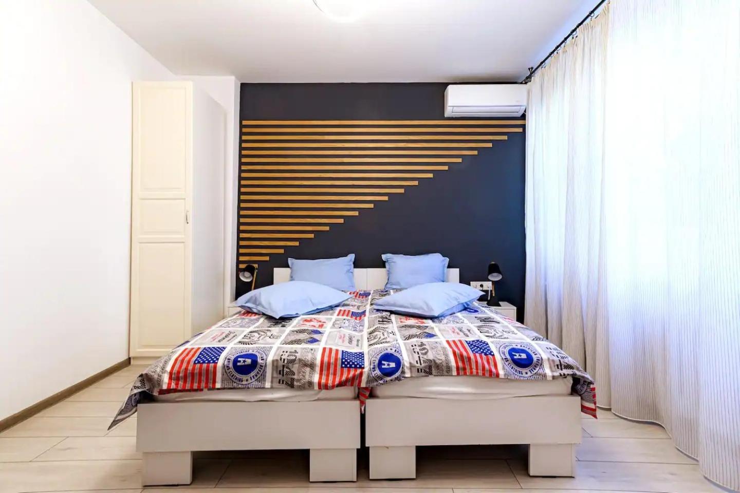 Апартаменти 10 Seconds Away From The Main Street, Free Secured Parking Софія Екстер'єр фото